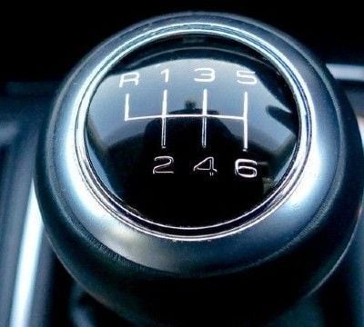 manual driving lessons Calne